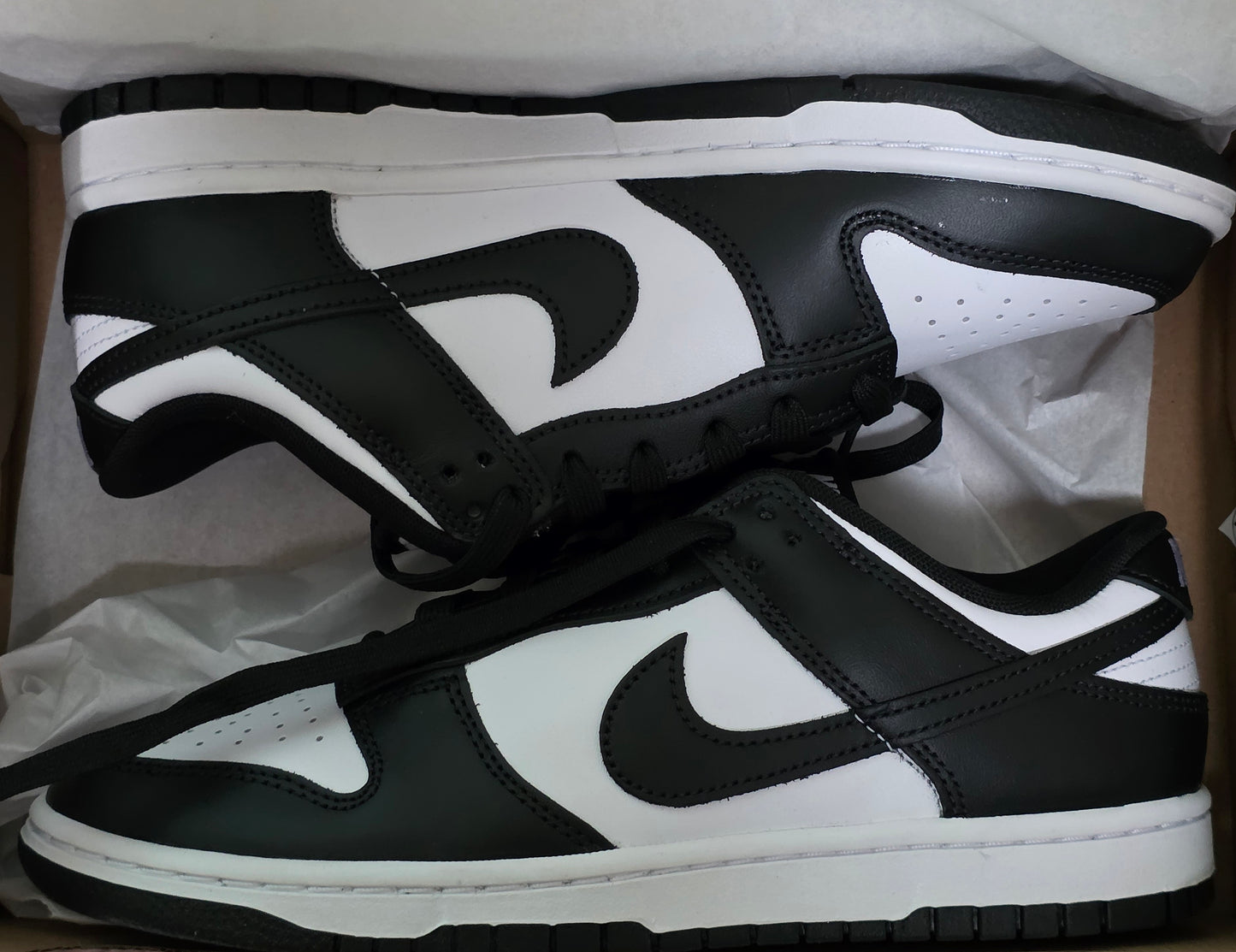 New Nike Dunk Low Retro White Black Panda DD1391-100 US Size 8.5