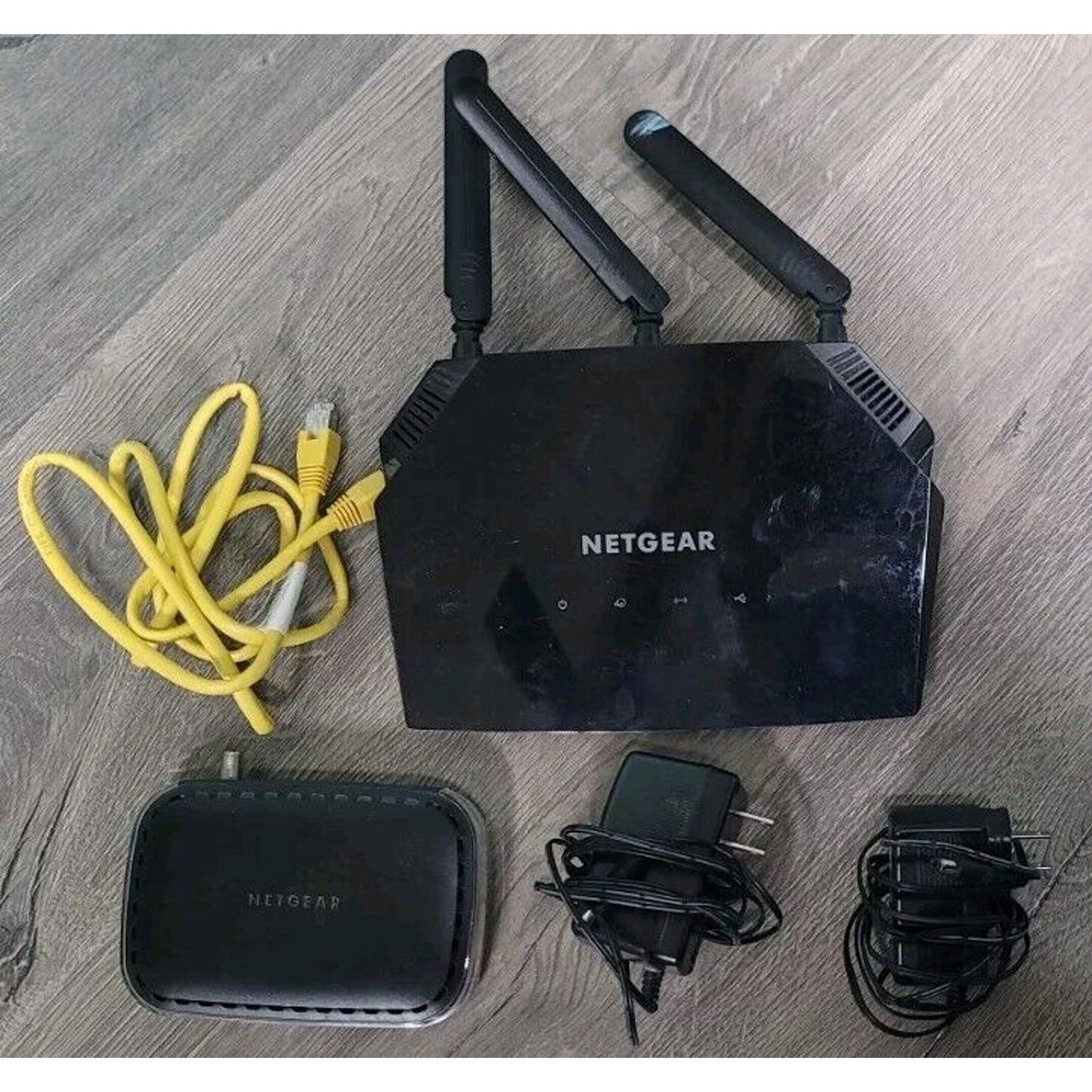 Netgear AC1750 Smart WiFi Router Model R6400 &High Speed Modem CM400