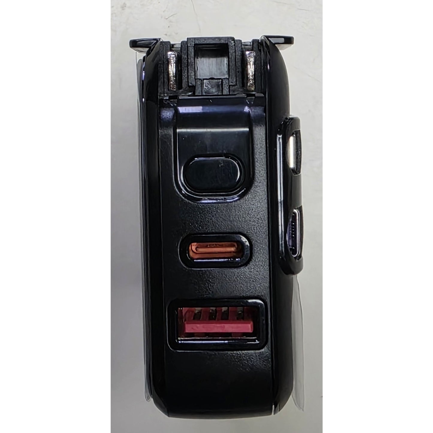 10000mAh Portable Power Bank with Built-in AC Plug & Multiple Output Ports